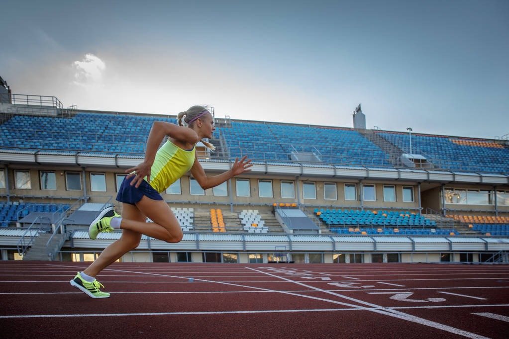 2020 赛季：教士队塔提斯由于在 3-0 领先下击出满贯炮被老派教练批评